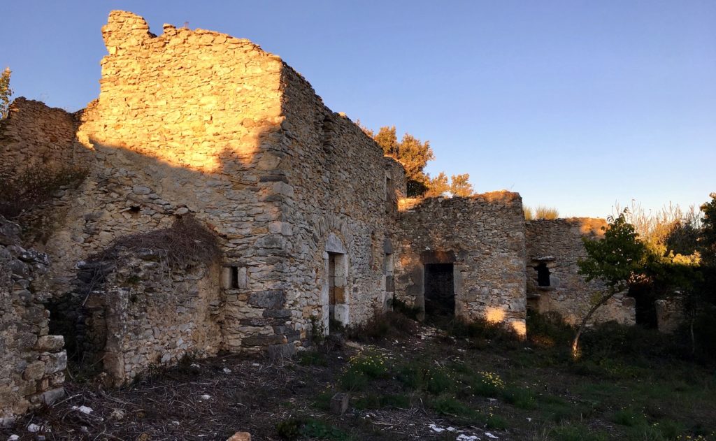 Lost Place bei Minerve, Languedoc, Frankreich