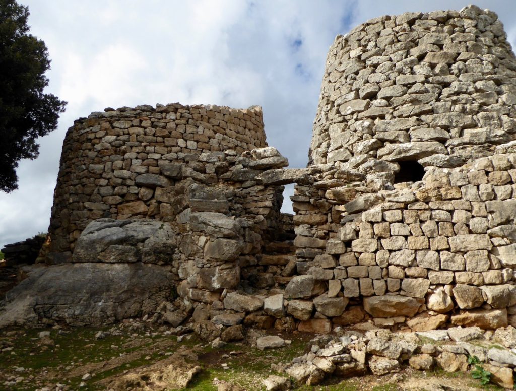 Nuraghe bei Osini, Sardinien, Italien