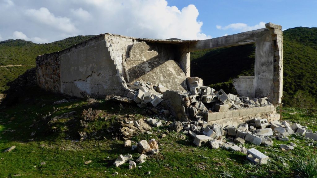 Lost Place bei Ulassai, Sardinien, Italien