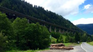 Brennerautobahn von unten