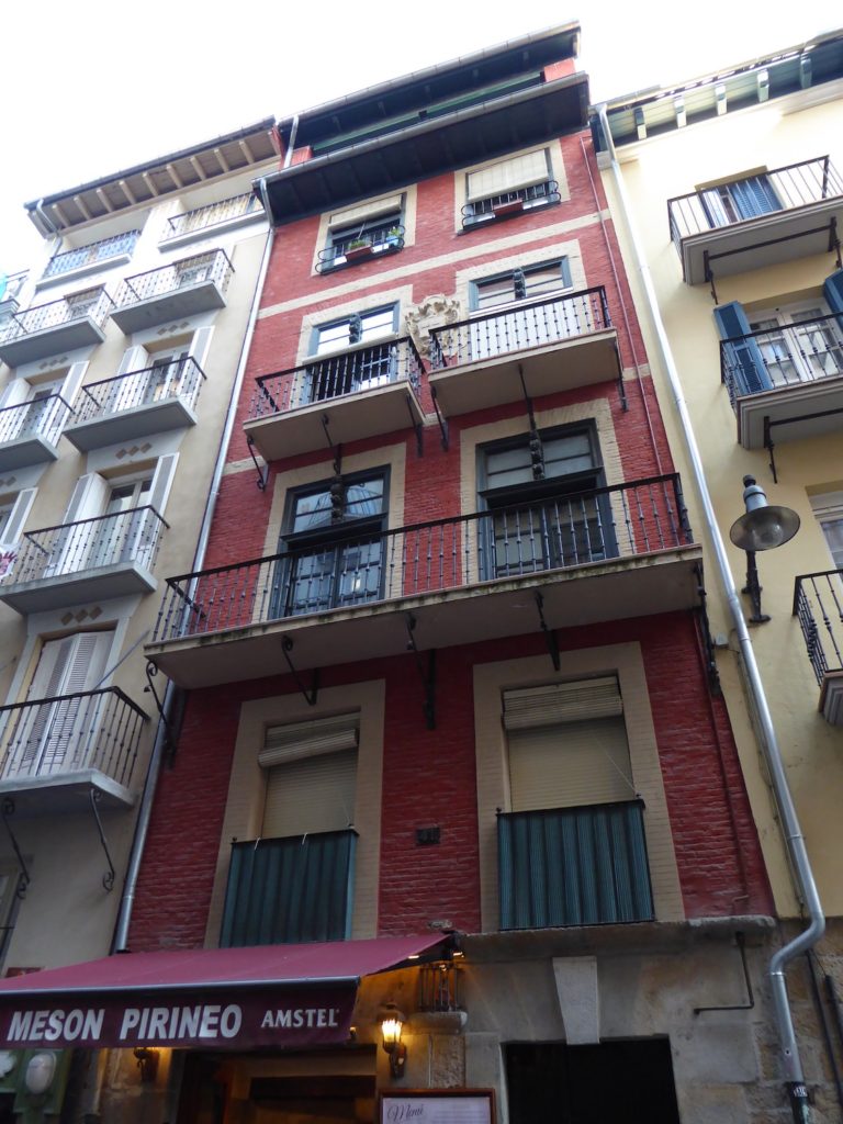 Altstadtfassade, Pamplona, Navarra, Spanien