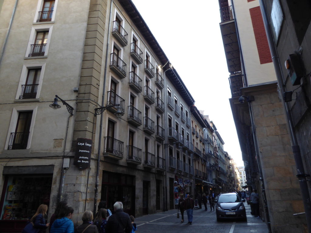 Altstadtfassade, Pamplona, Navarra, Spanien