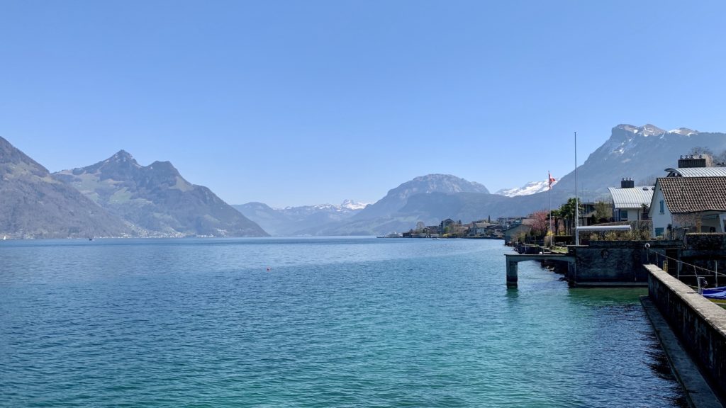 Bergblick am Vierwaldstättersee